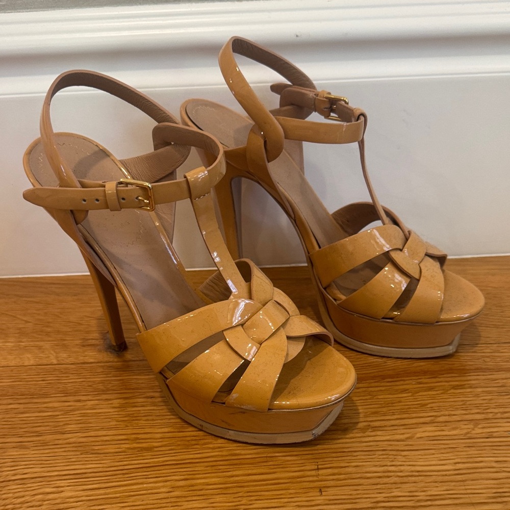Ysl Saint Laurent tribute straps platform heels beige camel